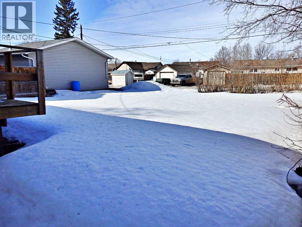 4714 54 Avenue, Vermilion, Alberta  T9X 1S4 - Photo 2 - A2294469