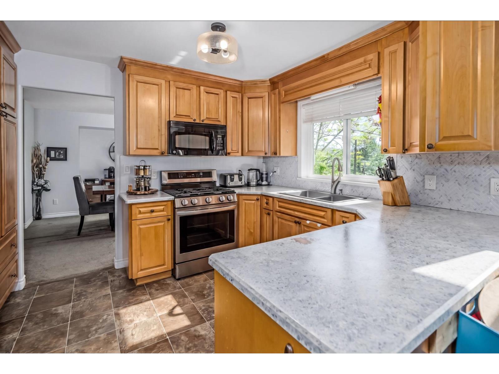 2523 Country Court, Abbotsford, British Columbia  V3G 1M1 - Photo 10 - R3116007