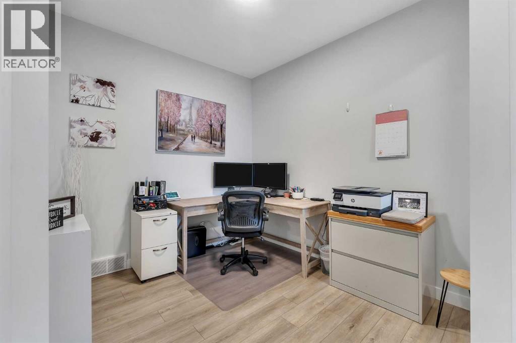 178 Creekstone Path SW, Calgary, Alberta  T2X 4P8 - Photo 5 - A2294914