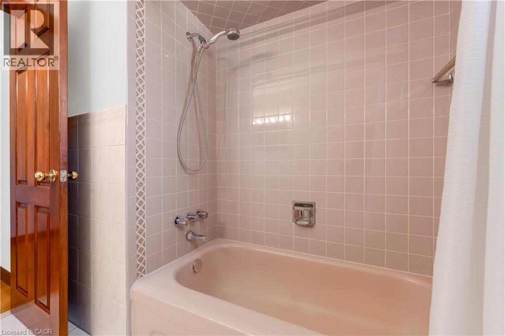 11 Forest Hill Crescent, Hamilton, Ontario  L8K 5V2 - Photo 20 - 40819197