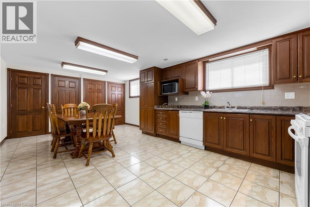 11 Forest Hill Crescent, Hamilton, Ontario  L8K 5V2 - Photo 35 - 40819197