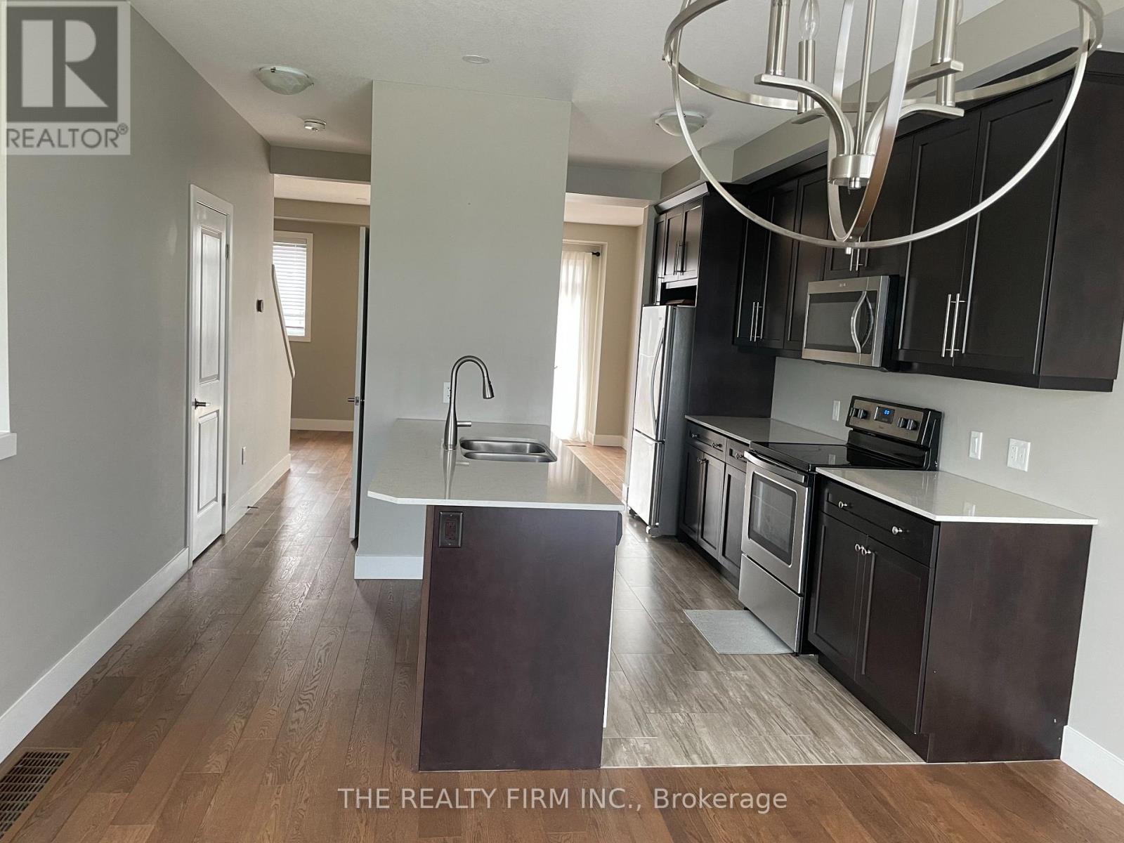 148 - 1960 Dalmagarry Road, London North, Ontario  N6G 0T8 - Photo 2 - X13052210