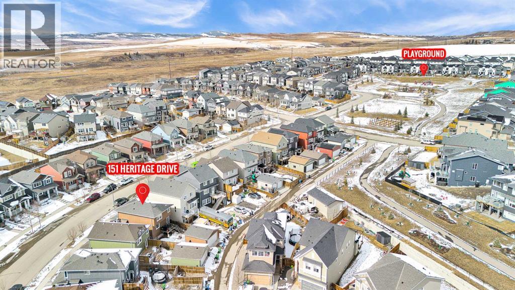 151 Heritage Drive, Cochrane, Alberta  T4C 0Y3 - Photo 2 - A2298031