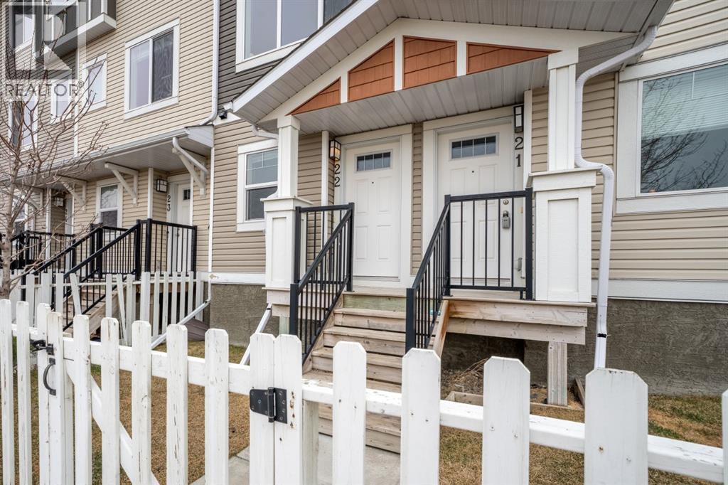 22 Stonehouse Crescent NW, High River, Alberta  T1V 0G4 - Photo 6 - A2305385