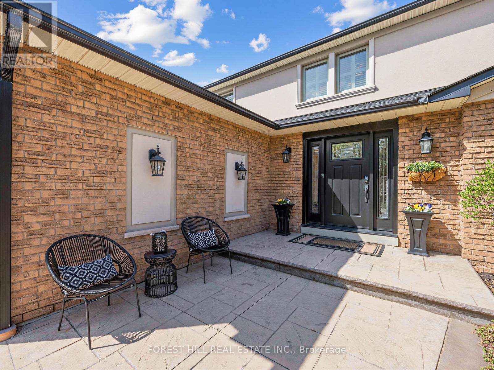 358 Kingsway Place, Milton, Ontario  L9T 4C8 - Photo 4 - W13051982