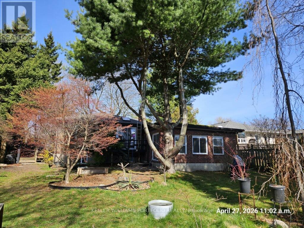 1228 St Mary's Avenue, Mississauga, Ontario  L5E 1H7 - Photo 3 - W13052162