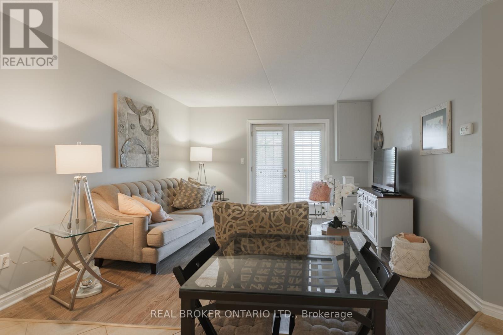 218 - 2040 Cleaver Avenue, Burlington, Ontario  L7M 4C4 - Photo 19 - W13052164