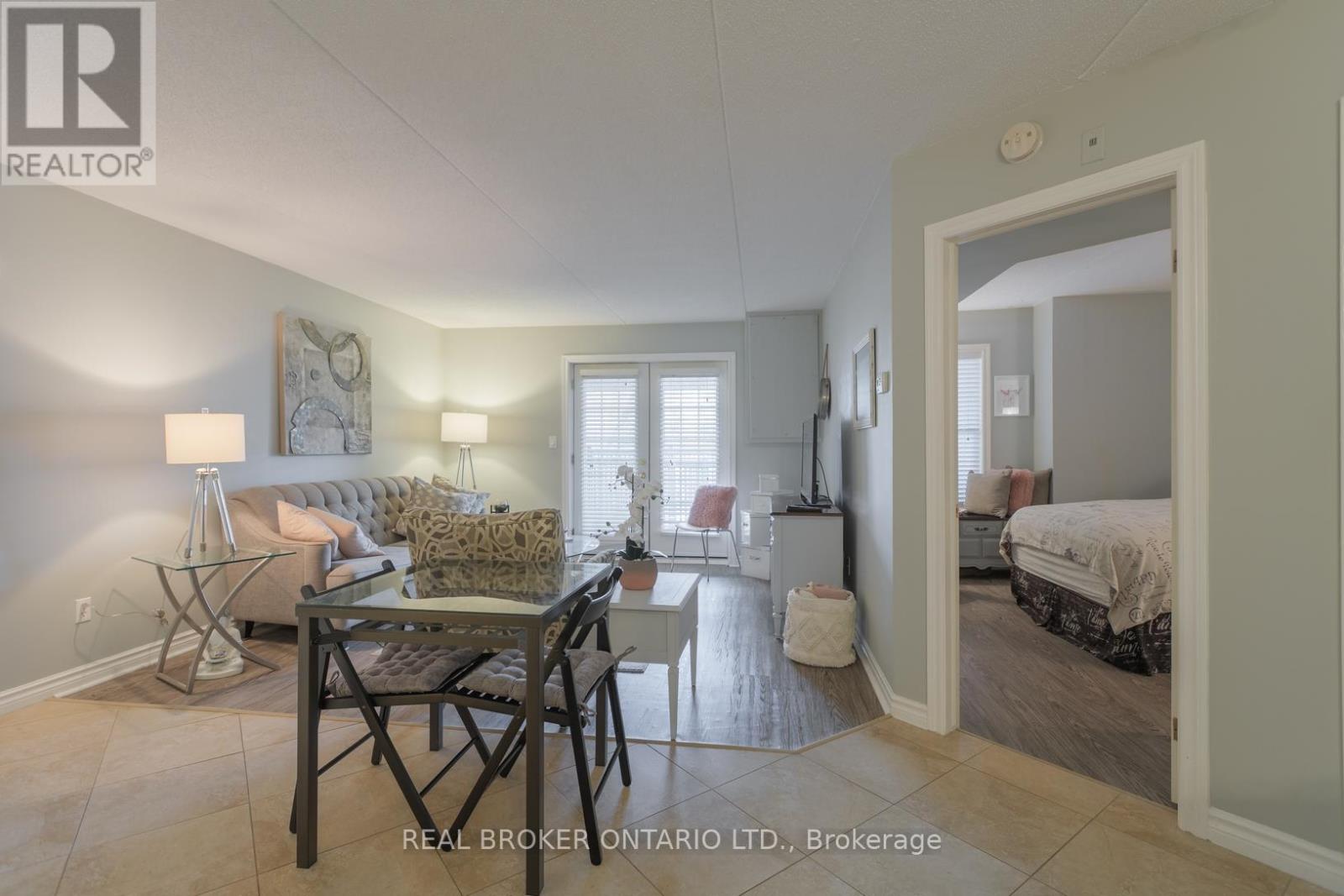 218 - 2040 Cleaver Avenue, Burlington, Ontario  L7M 4C4 - Photo 22 - W13052164