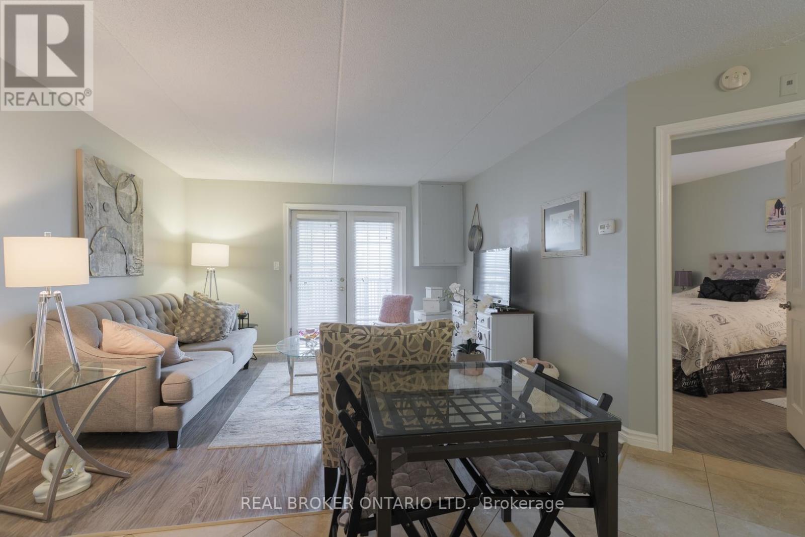 218 - 2040 Cleaver Avenue, Burlington, Ontario  L7M 4C4 - Photo 23 - W13052164