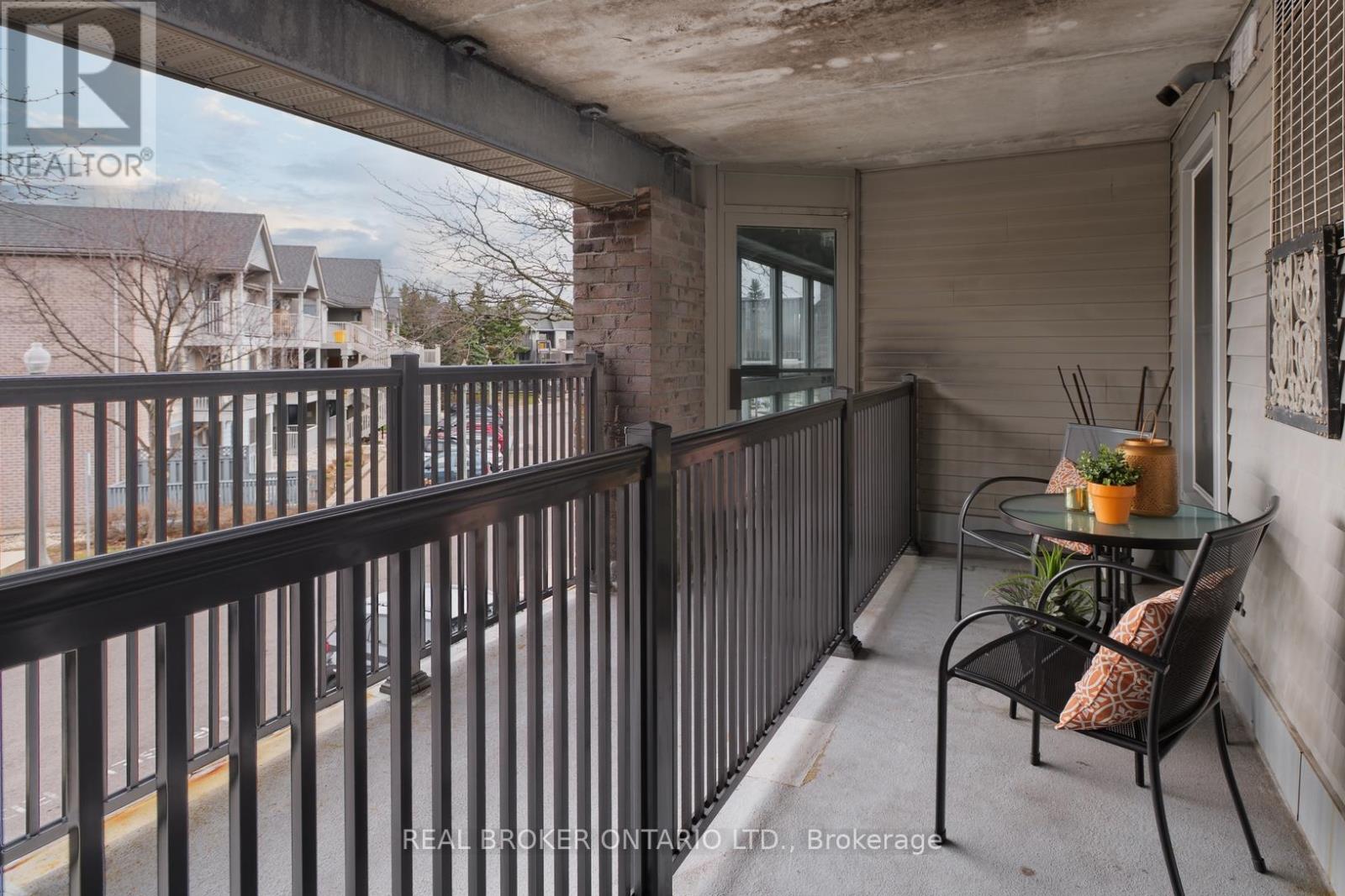 218 - 2040 Cleaver Avenue, Burlington, Ontario  L7M 4C4 - Photo 25 - W13052164