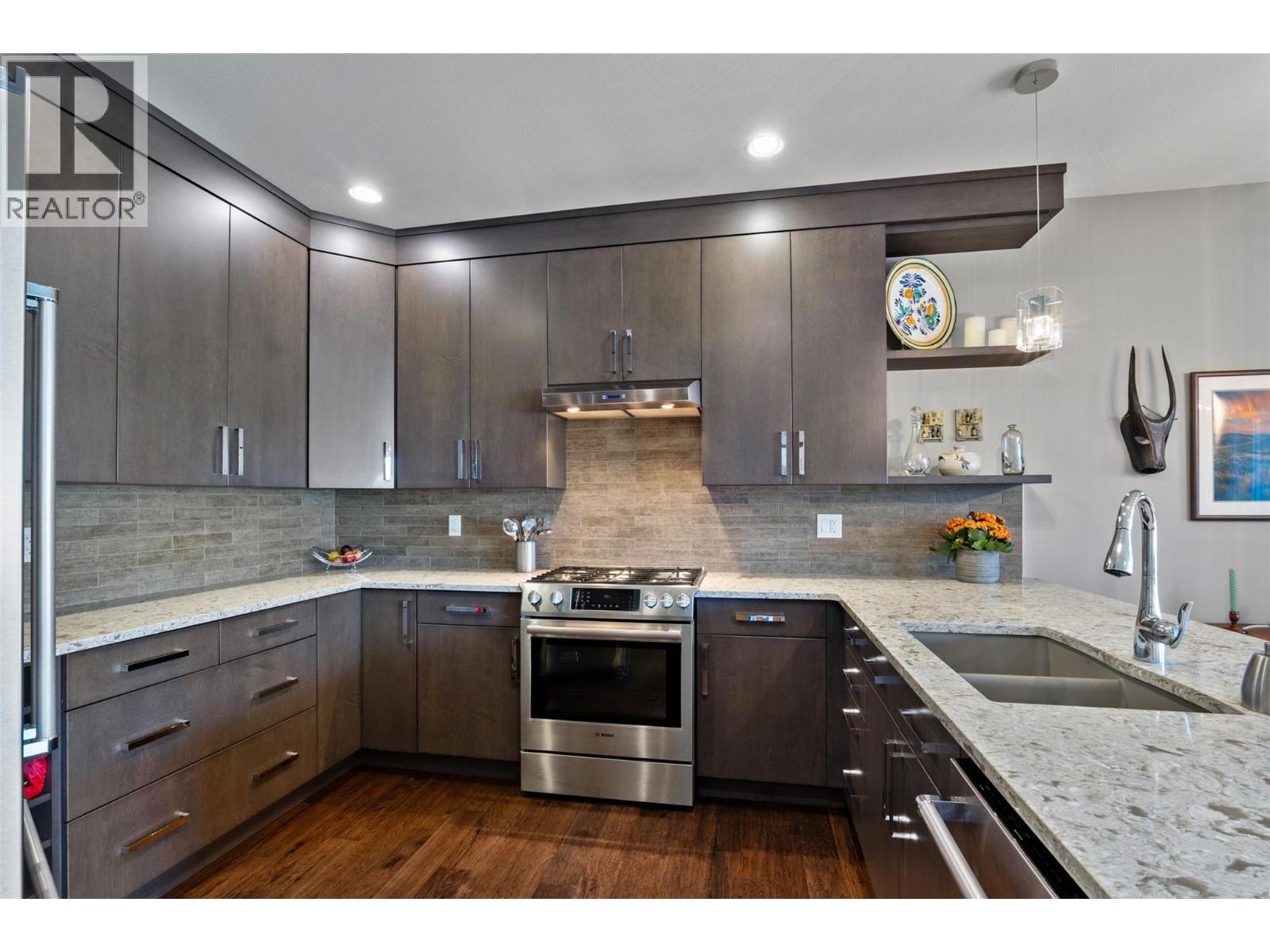 2190 Doubletree Crescent, Kamloops, British Columbia  V2B 0G8 - Photo 6 - 10384349