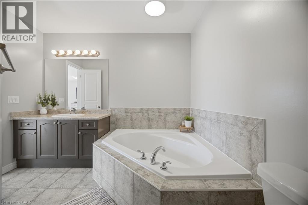 92 Celestial Crescent, Stoney Creek, Ontario  L0R 1P0 - Photo 31 - 40824168