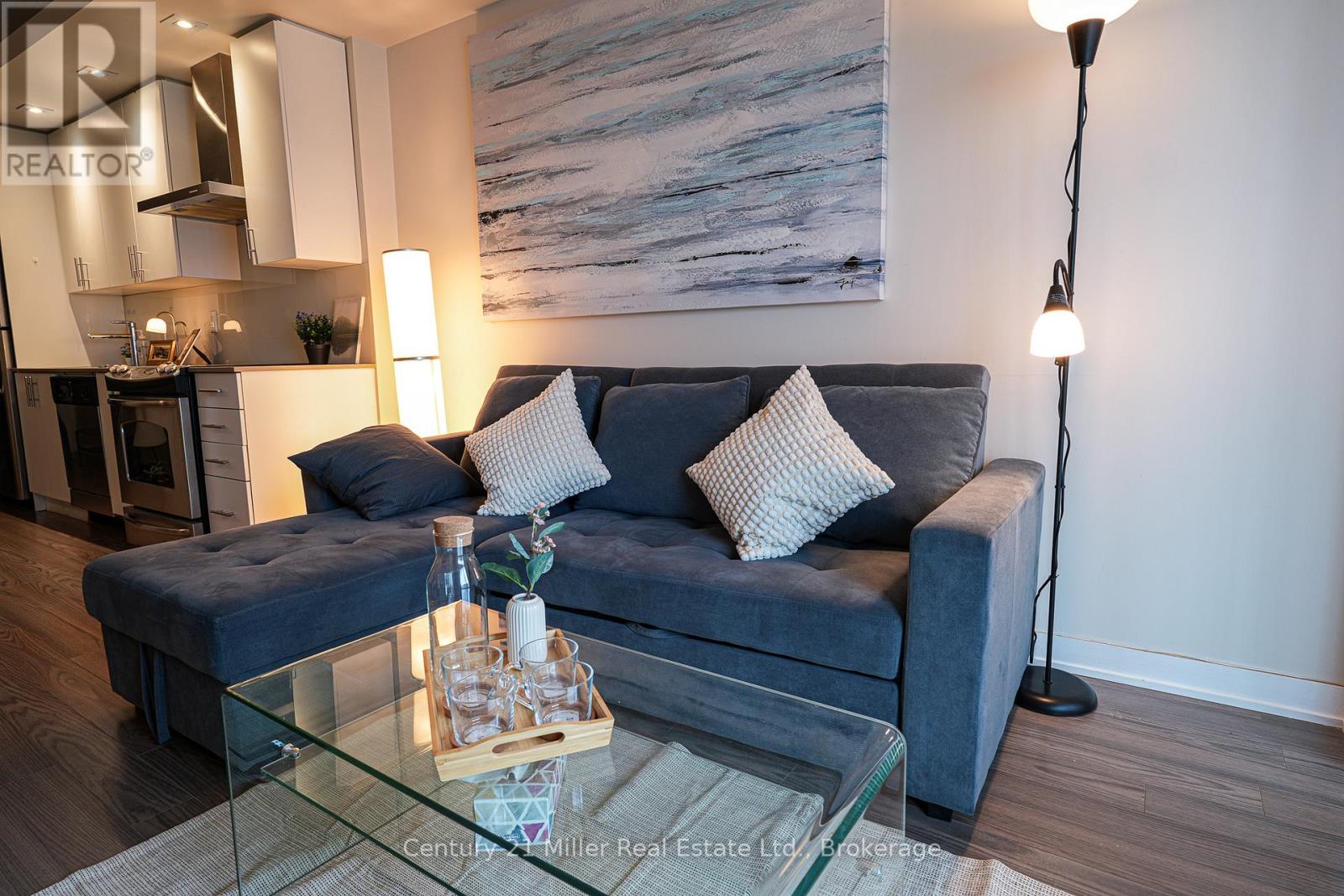 1634 - 165 Legion Road N, Toronto, Ontario  M8Y 0B3 - Photo 2 - W13052196