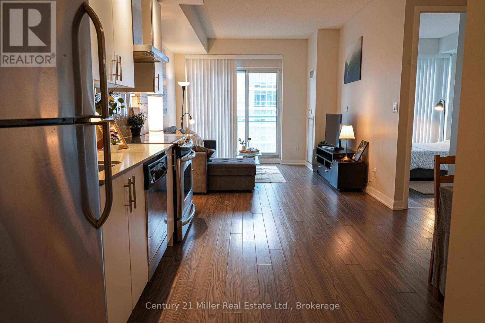 1634 - 165 Legion Road N, Toronto, Ontario  M8Y 0B3 - Photo 6 - W13052196