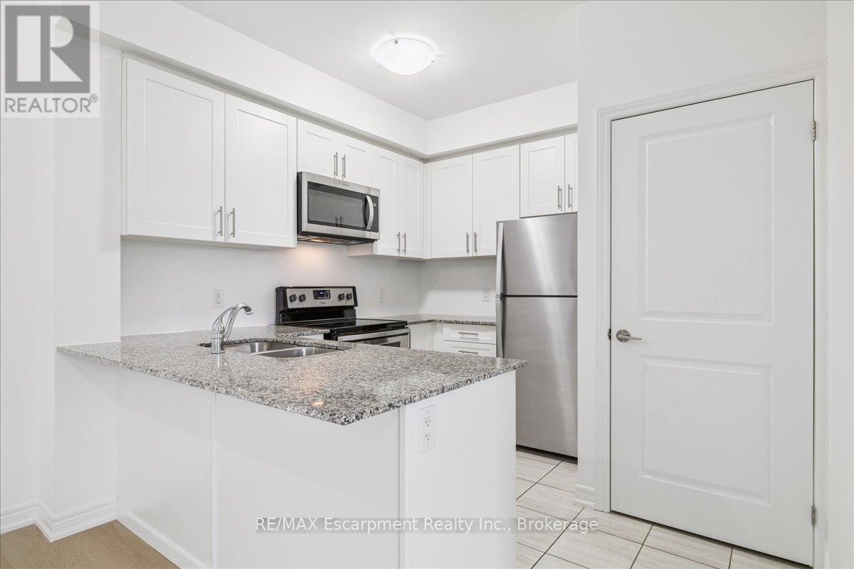 205 - 2393 Bronte Road, Oakville, Ontario  L6M 1P4 - Photo 14 - W13052516