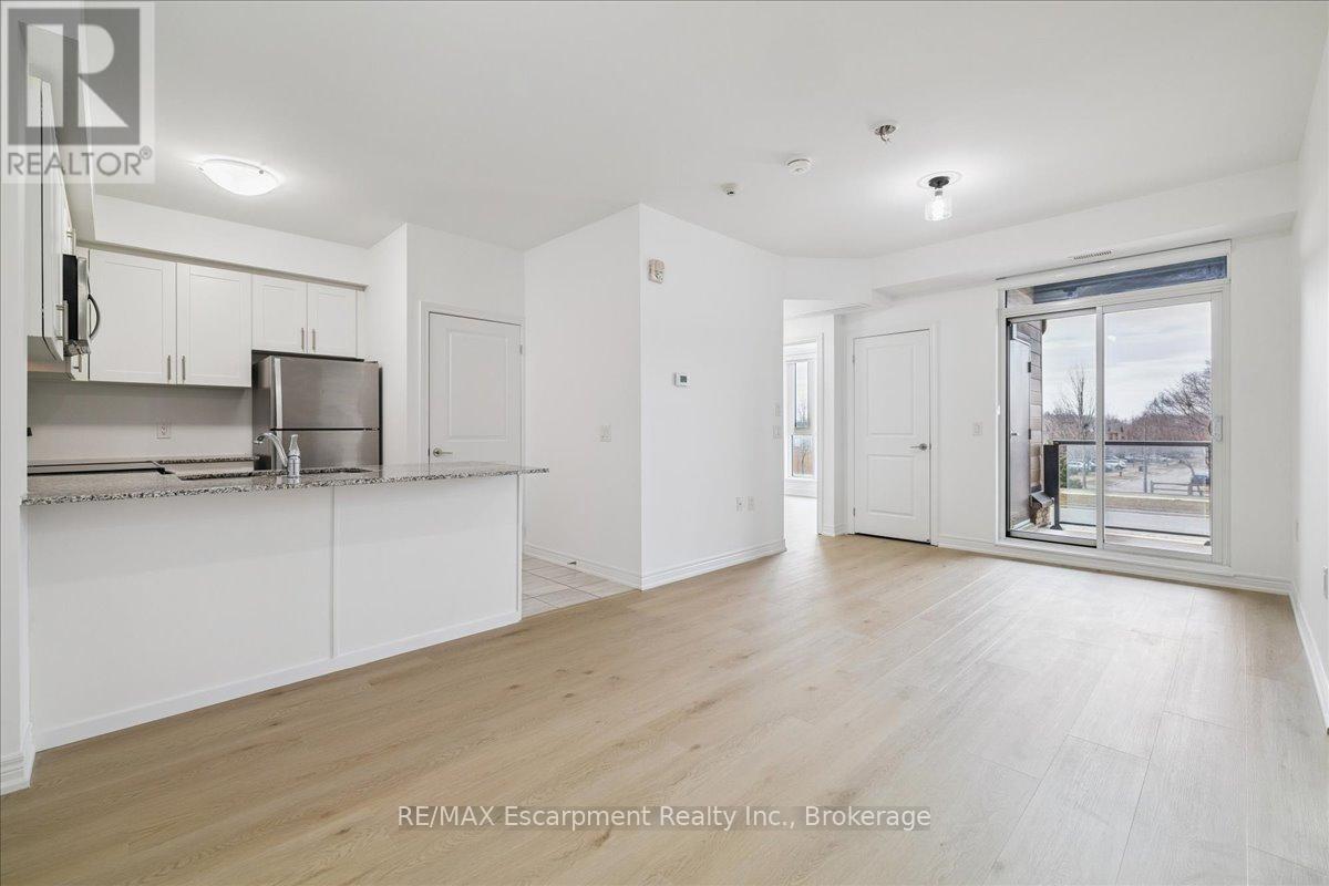 205 - 2393 Bronte Road, Oakville, Ontario  L6M 1P4 - Photo 4 - W13052516