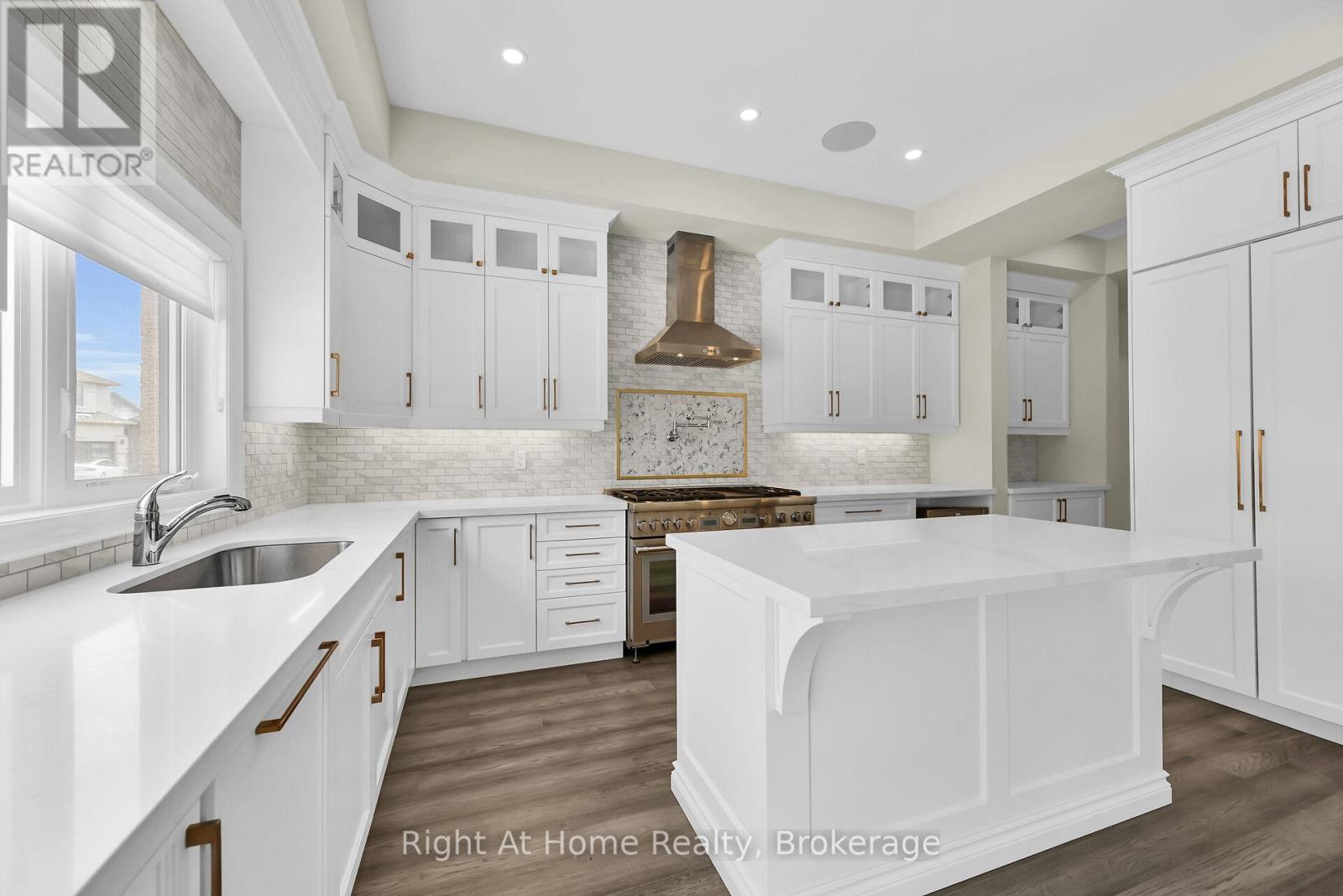 55 Eringate Court, Hamilton, Ontario  L8J 0L7 - Photo 17 - X13052302