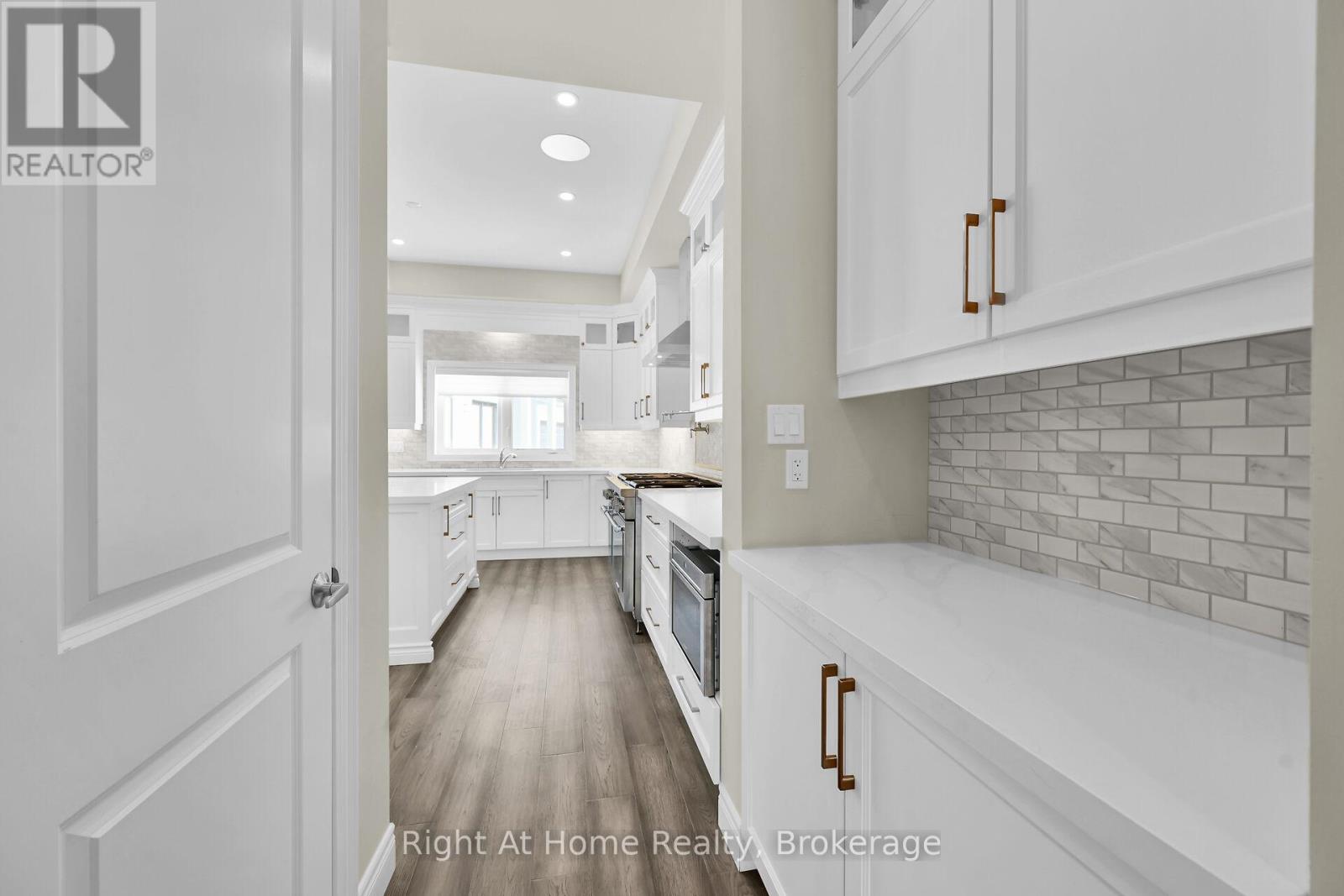 55 Eringate Court, Hamilton, Ontario  L8J 0L7 - Photo 21 - X13052302