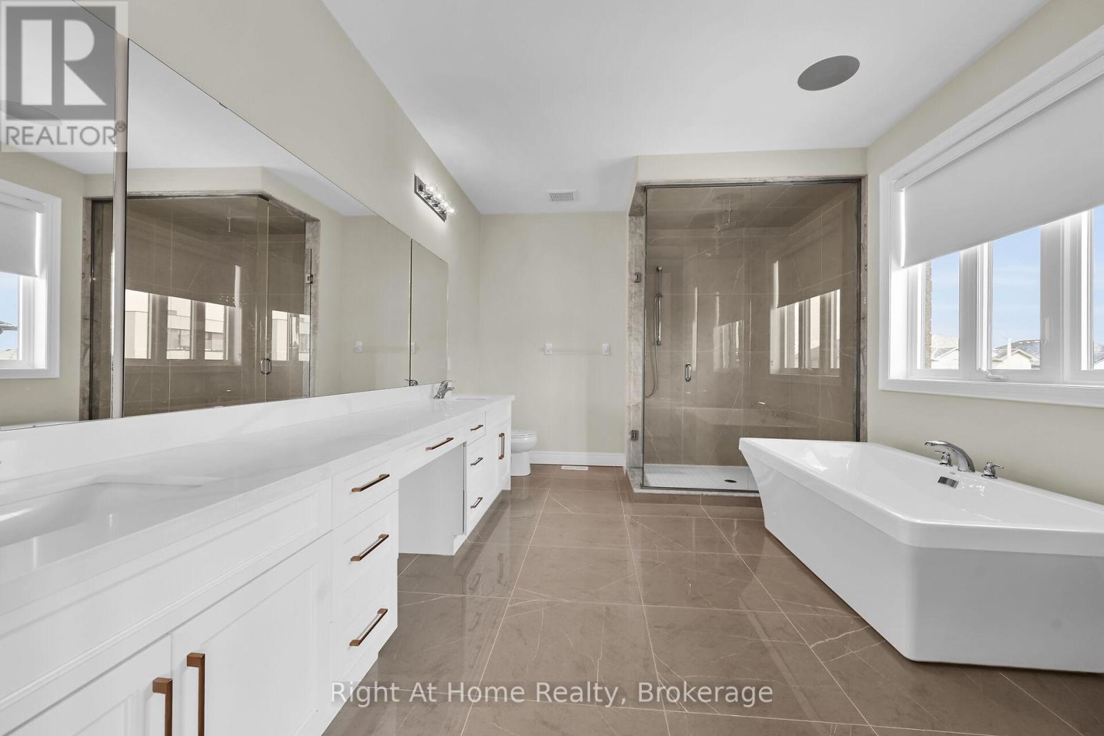 55 Eringate Court, Hamilton, Ontario  L8J 0L7 - Photo 35 - X13052302