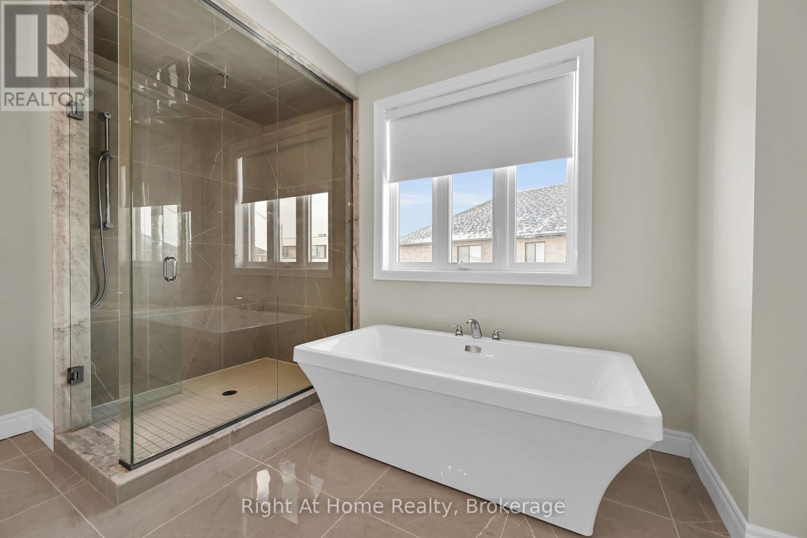 55 Eringate Court, Hamilton, Ontario  L8J 0L7 - Photo 36 - X13052302