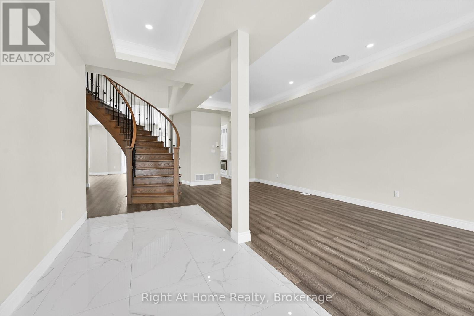 55 Eringate Court, Hamilton, Ontario  L8J 0L7 - Photo 7 - X13052302