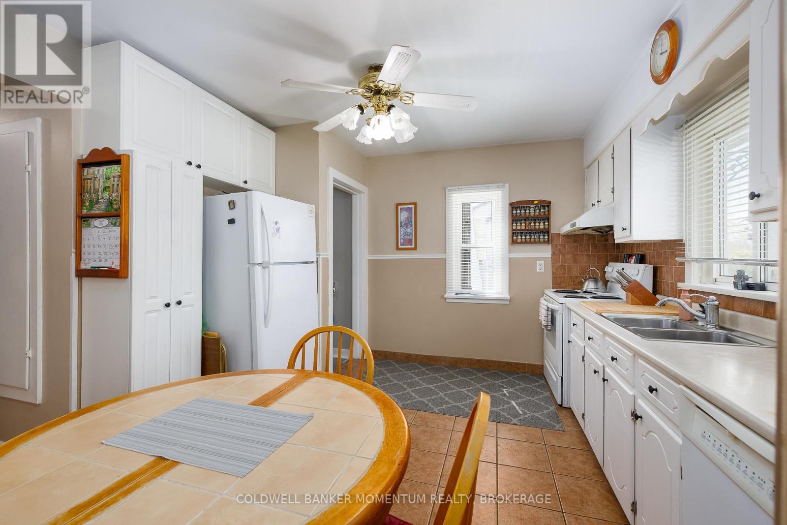 516 Geneva Street, St. Catharines, Ontario  L2N 2H6 - Photo 12 - X13052200