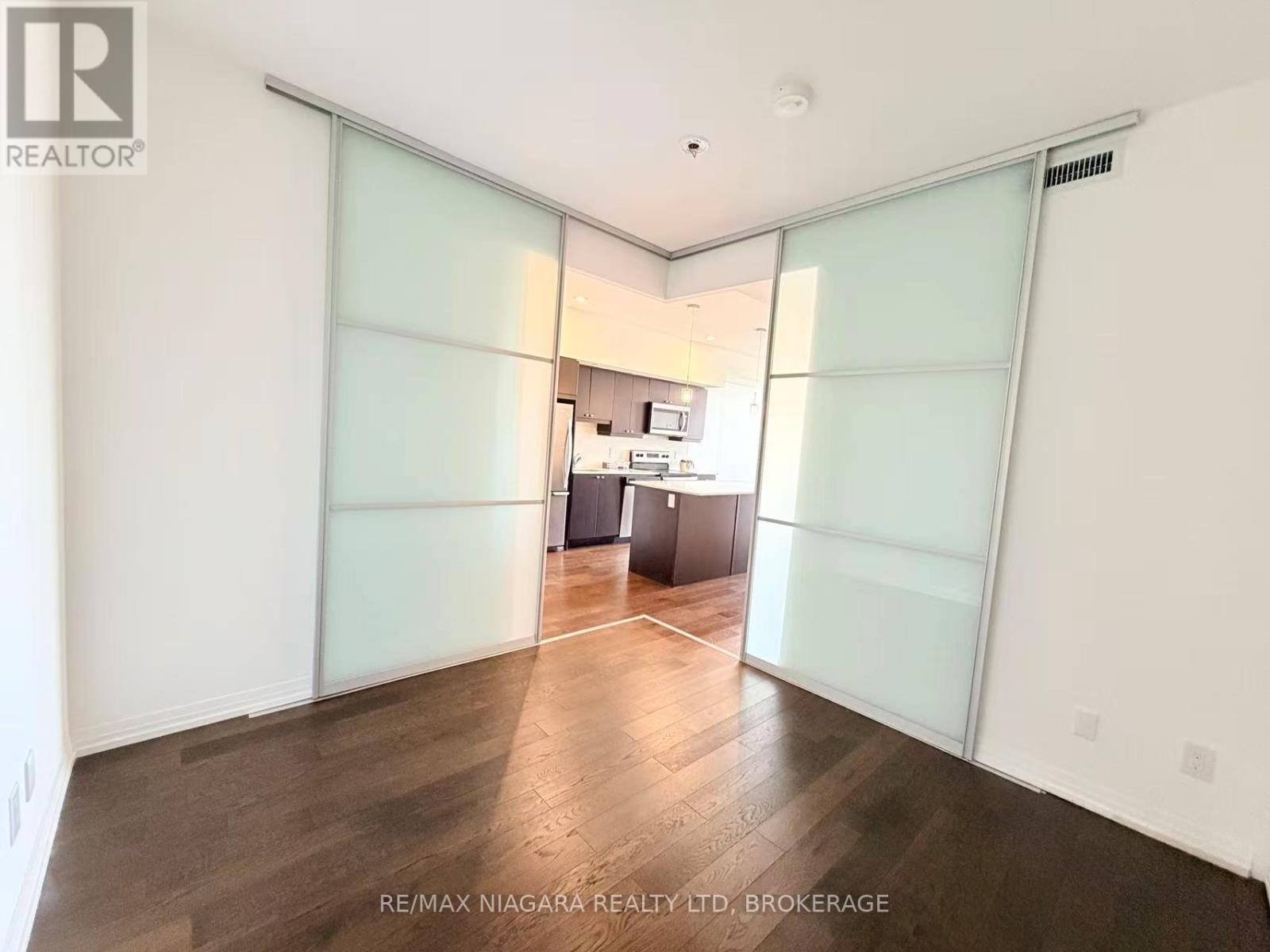 506 - 7711 Green Vista Gate, Niagara Falls, Ontario  L2H 1R1 - Photo 9 - X13052238