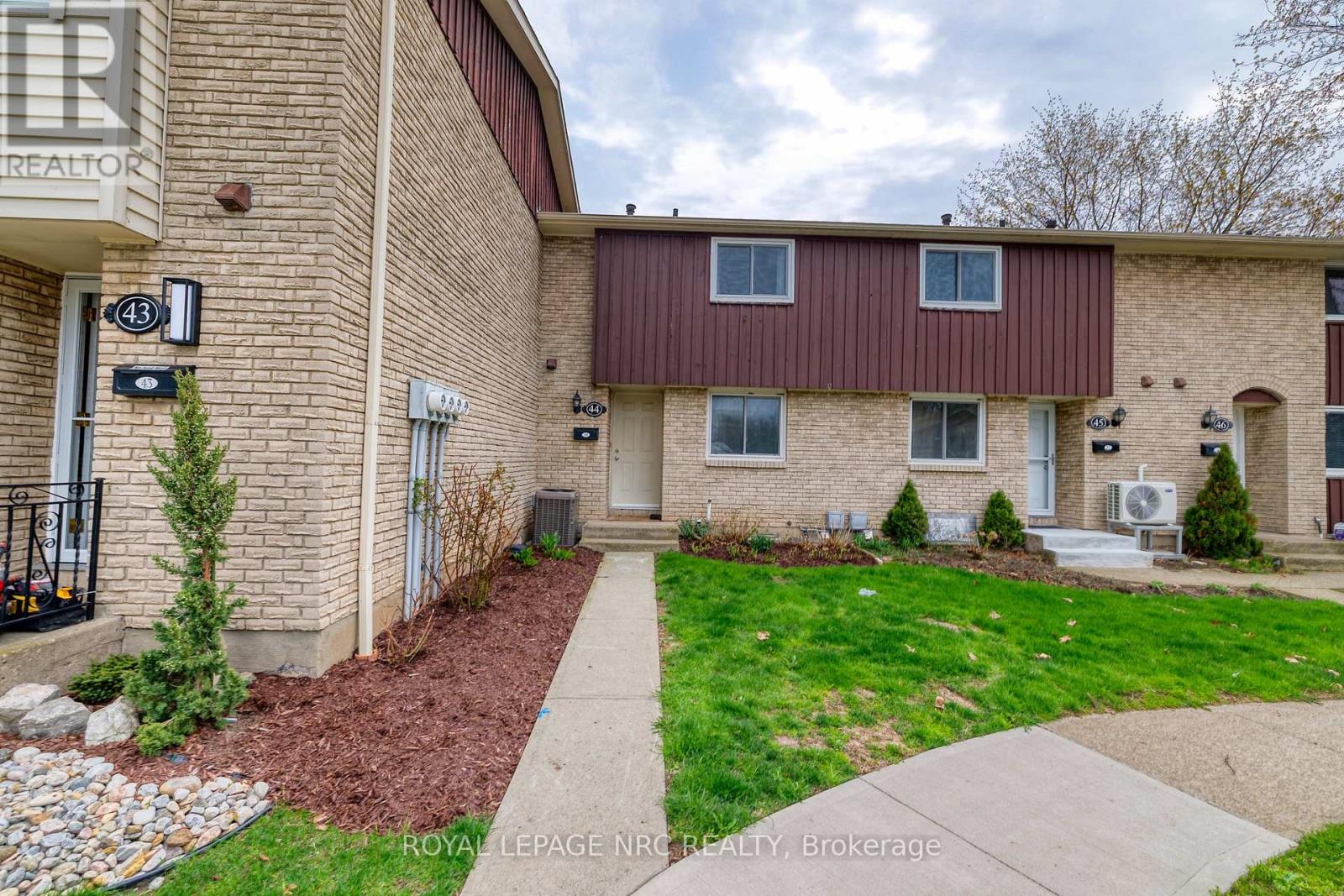 50 LAKESHORE RD UNIT 44 ROAD, St. Catharines, Ontario