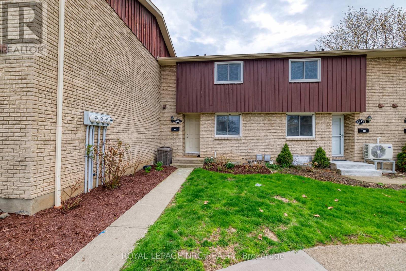 50 Lakeshore Rd Unit 44 Road, St. Catharines, Ontario  L2N 6P8 - Photo 2 - X13052434