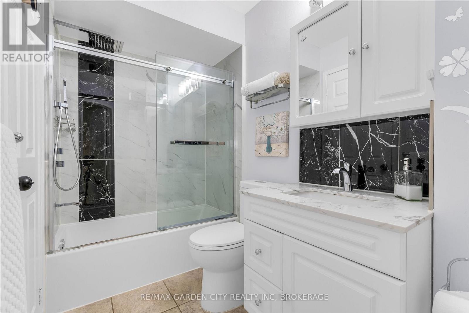 11 Jefferson Court W, Welland, Ontario  L3C 7G5 - Photo 17 - X13052494