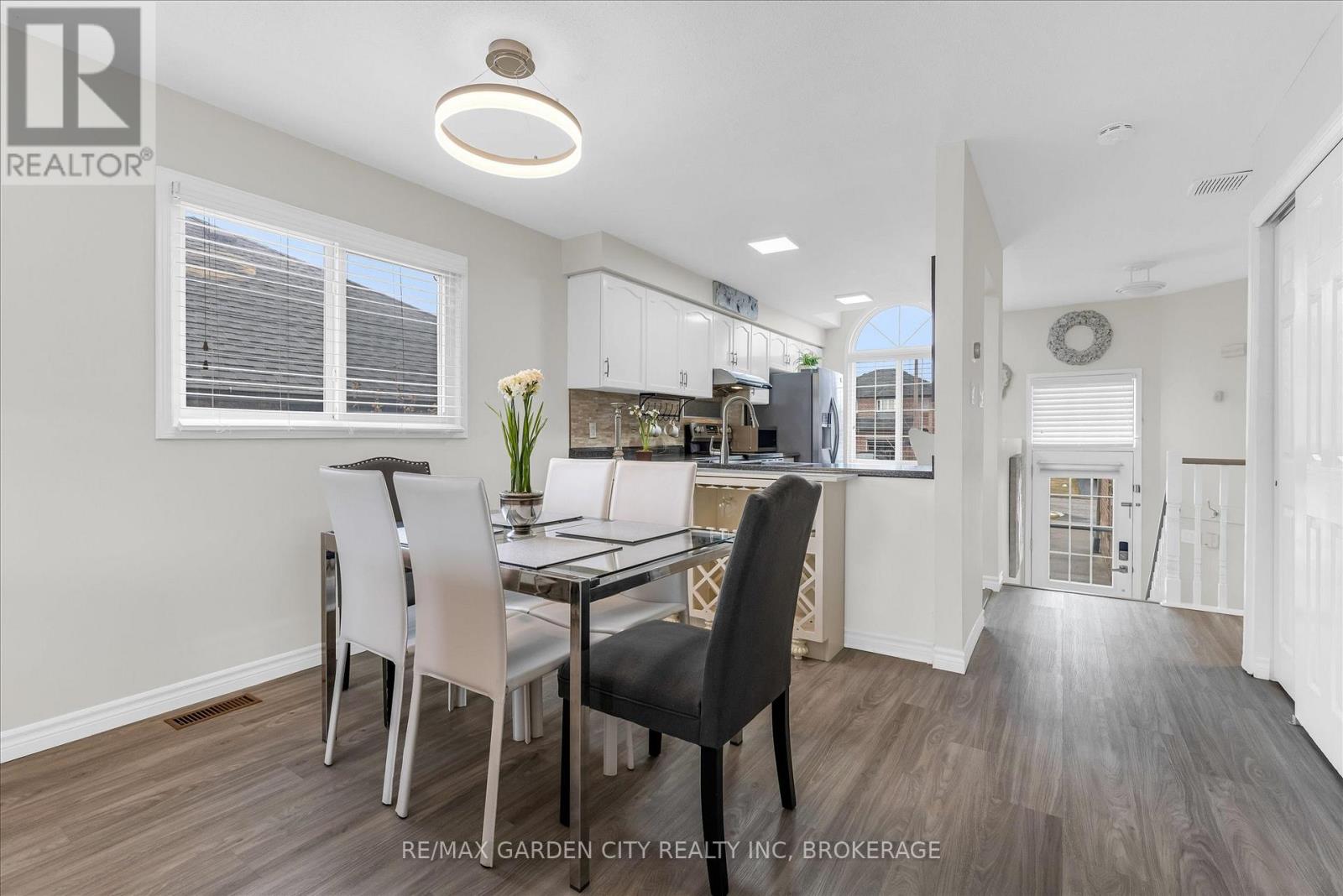 11 Jefferson Court W, Welland, Ontario  L3C 7G5 - Photo 9 - X13052494