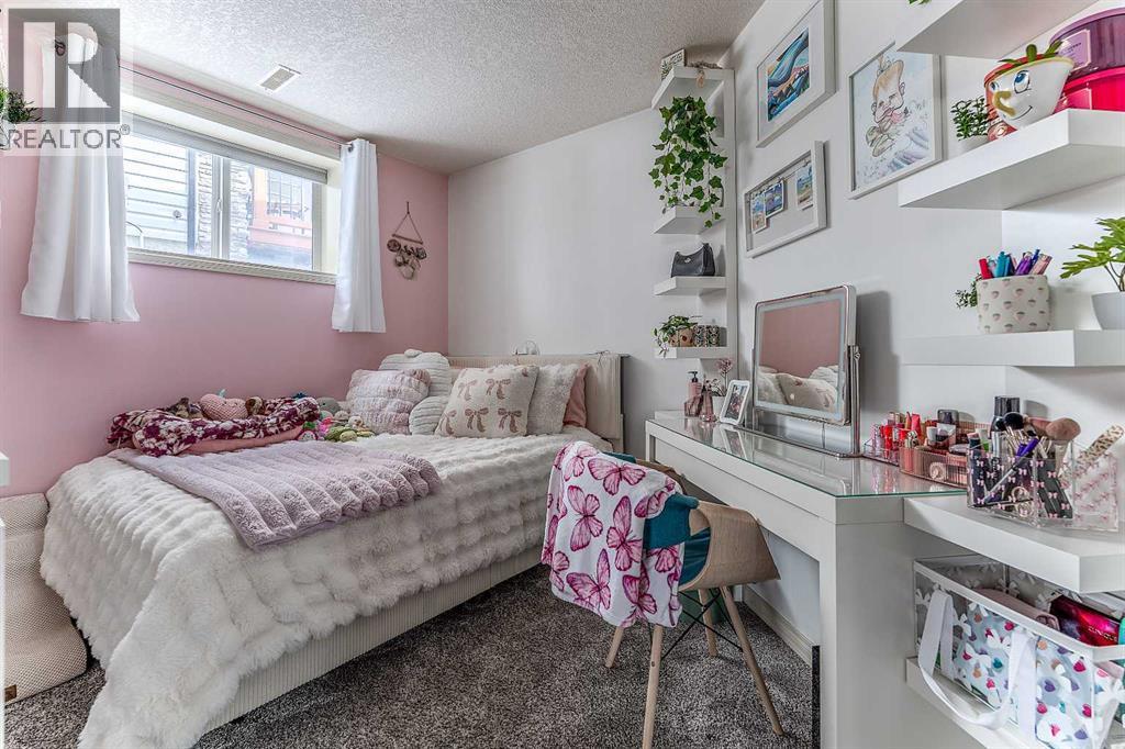 812 Coopers Drive Sw, Airdrie, Alberta  T4B 2W3 - Photo 17 - A2305355