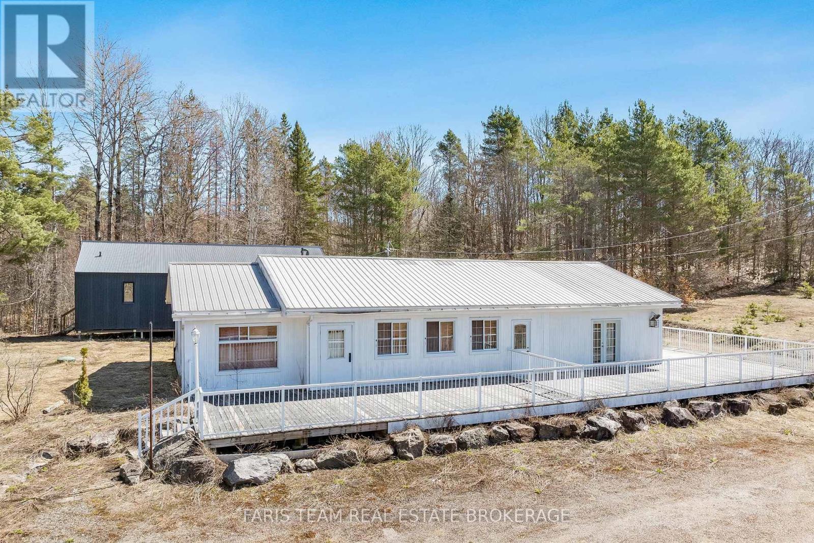 2180-2186 HWY 141, Muskoka Lakes, Ontario
