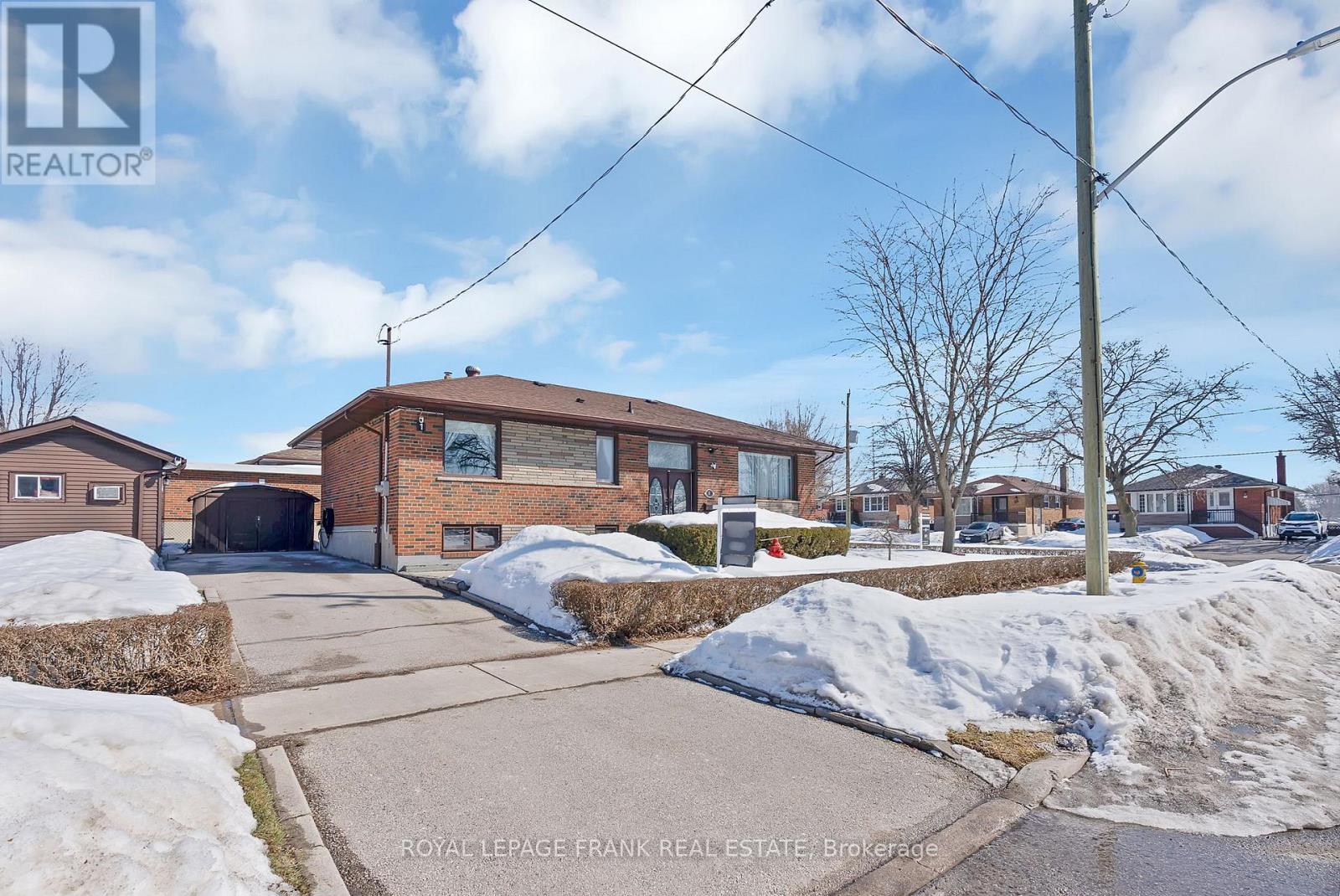 1 Deborah Drive, Toronto, Ontario  M1H 2H5 - Photo 4 - E13052428