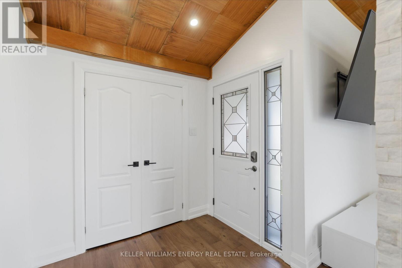 297 Grandview Street S, Oshawa, Ontario  L1H 7C6 - Photo 5 - E13052496