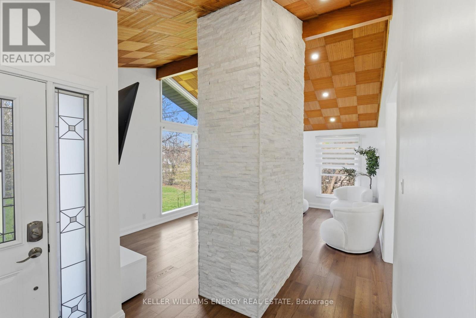 297 Grandview Street S, Oshawa, Ontario  L1H 7C6 - Photo 6 - E13052496