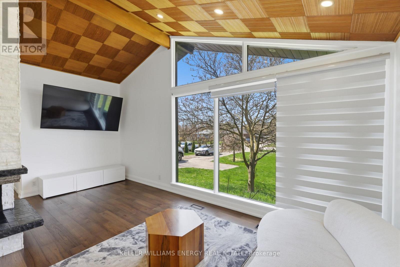 297 Grandview Street S, Oshawa, Ontario  L1H 7C6 - Photo 8 - E13052496