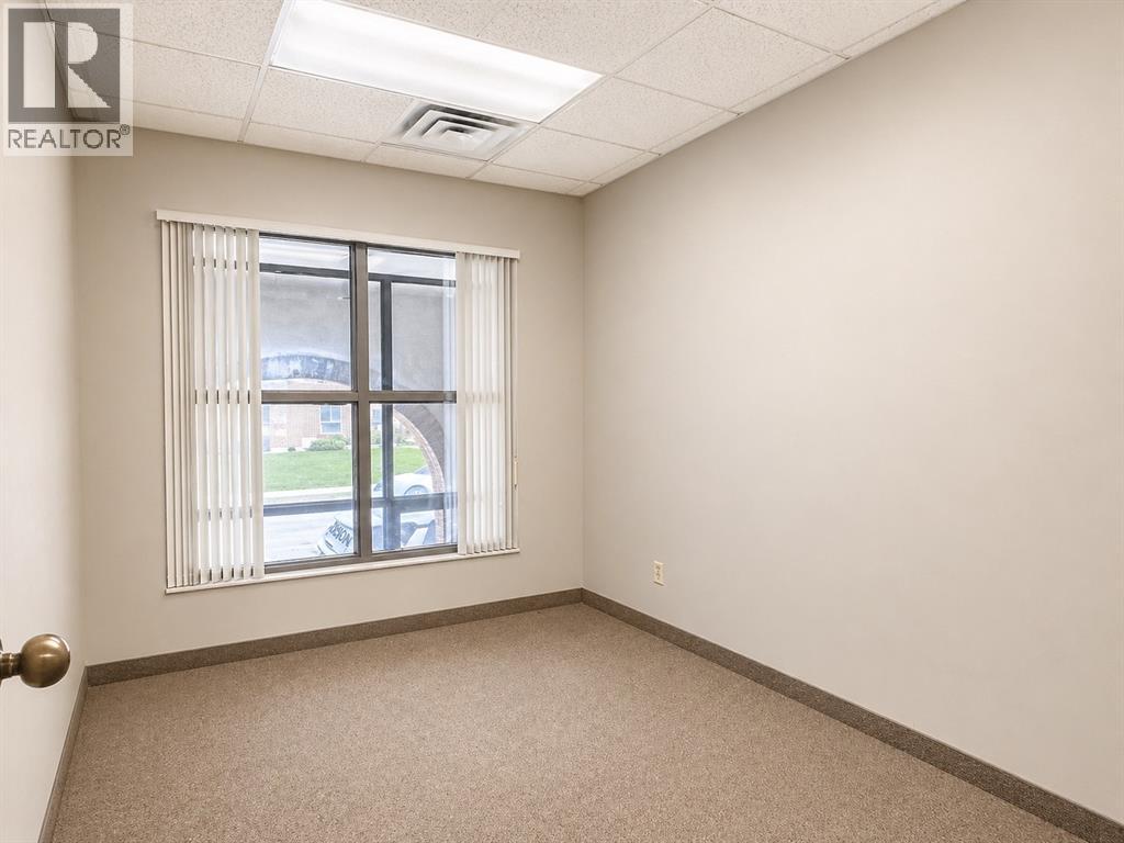 301 Front Street North Unit# 2, Sarnia, Ontario  N7T 5S6 - Photo 11 - 26009134