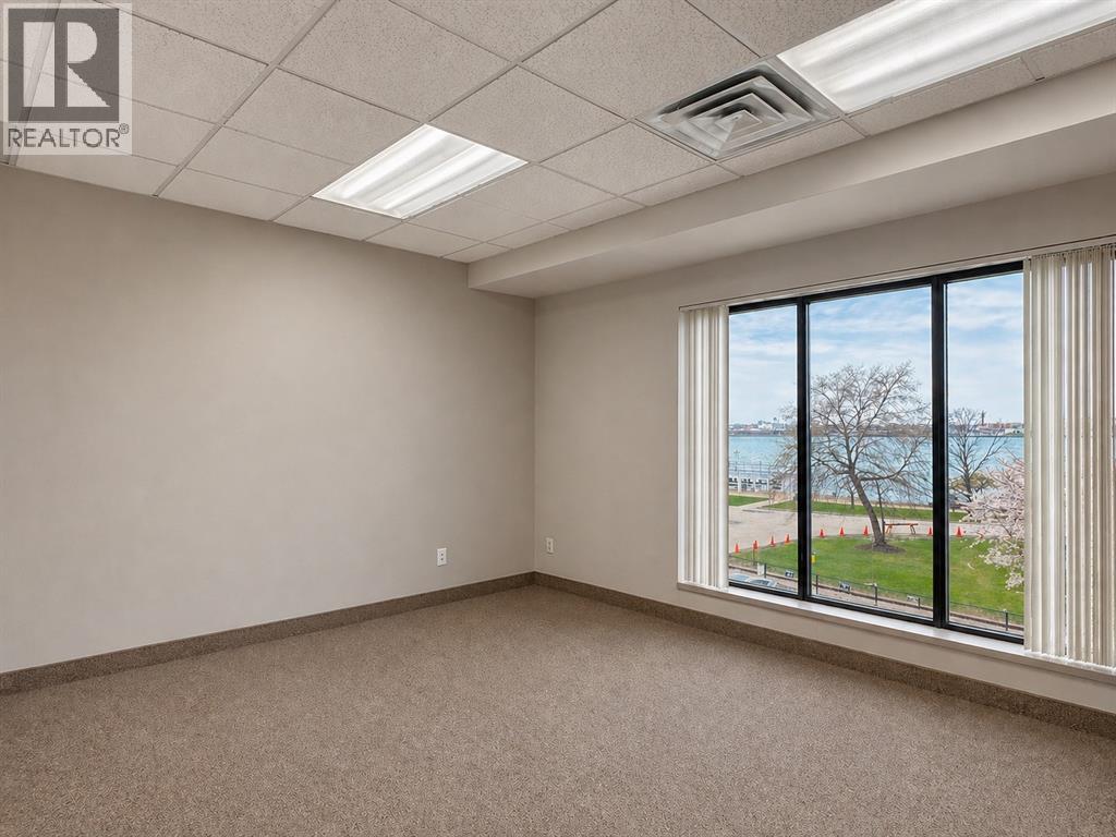 301 Front Street North Unit# 2, Sarnia, Ontario  N7T 5S6 - Photo 10 - 26009134