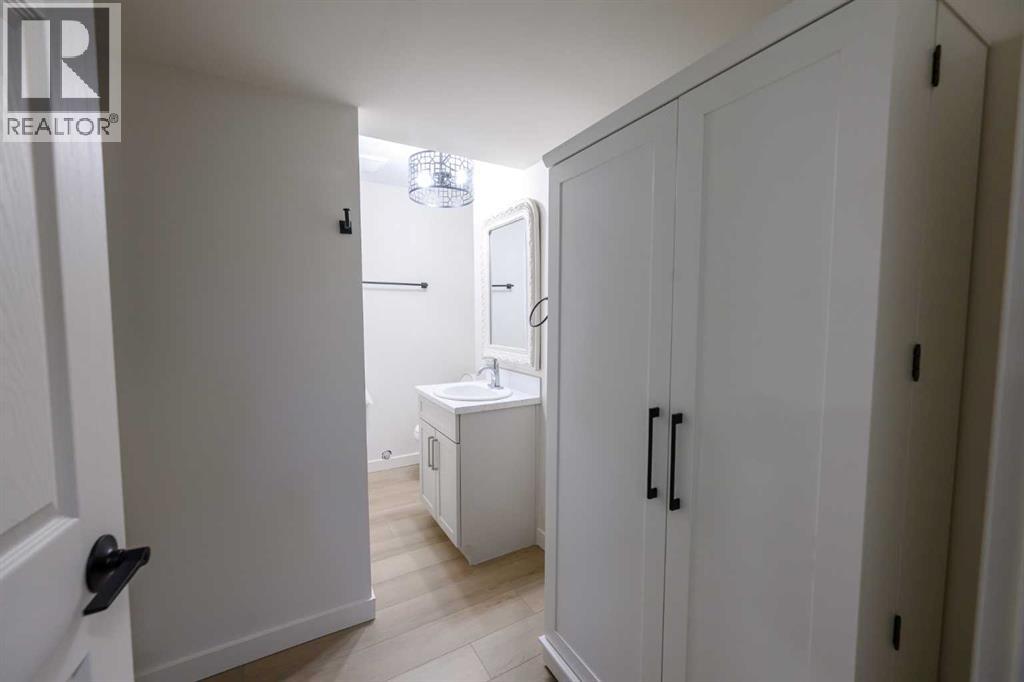 9401 122 Avenue, Grande Prairie, Alberta  T8V 5C6 - Photo 25 - A2305570