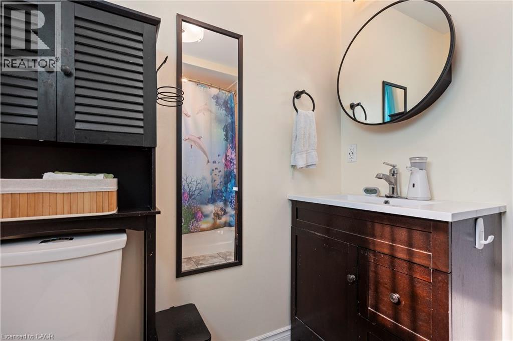 75 Dublin Street, Brantford, Ontario  N3R 2E5 - Photo 14 - 40823241