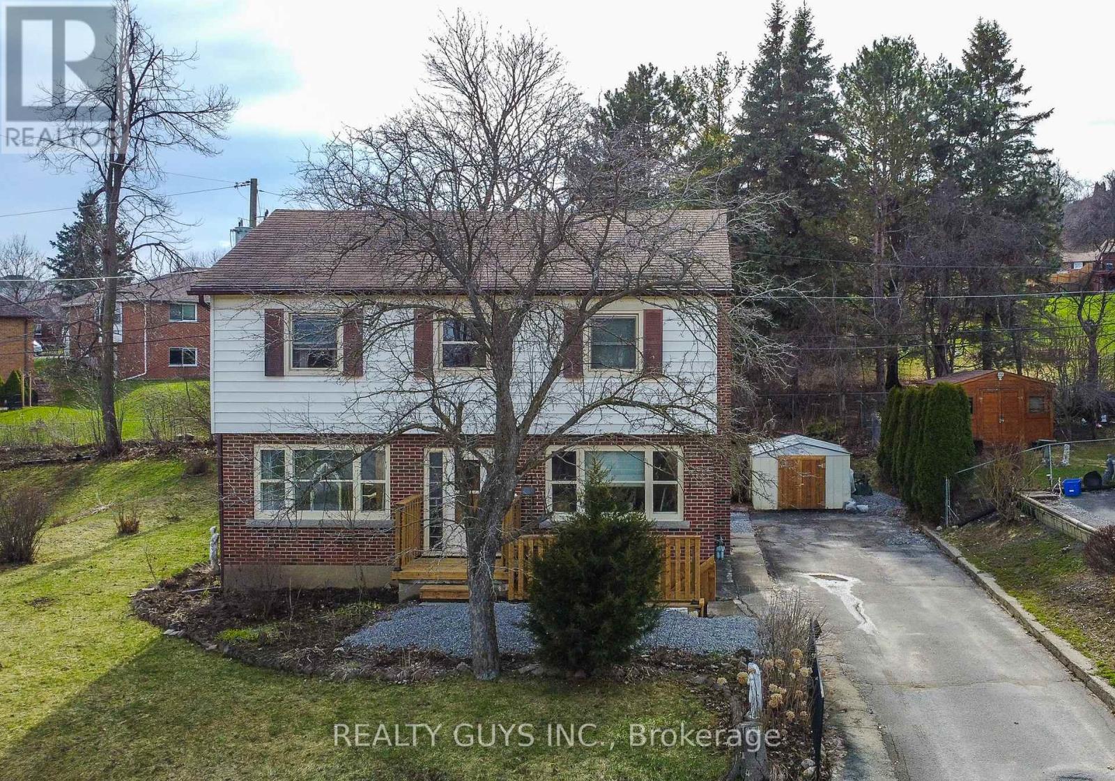 71 GREENHILL DRIVE, Peterborough, Ontario