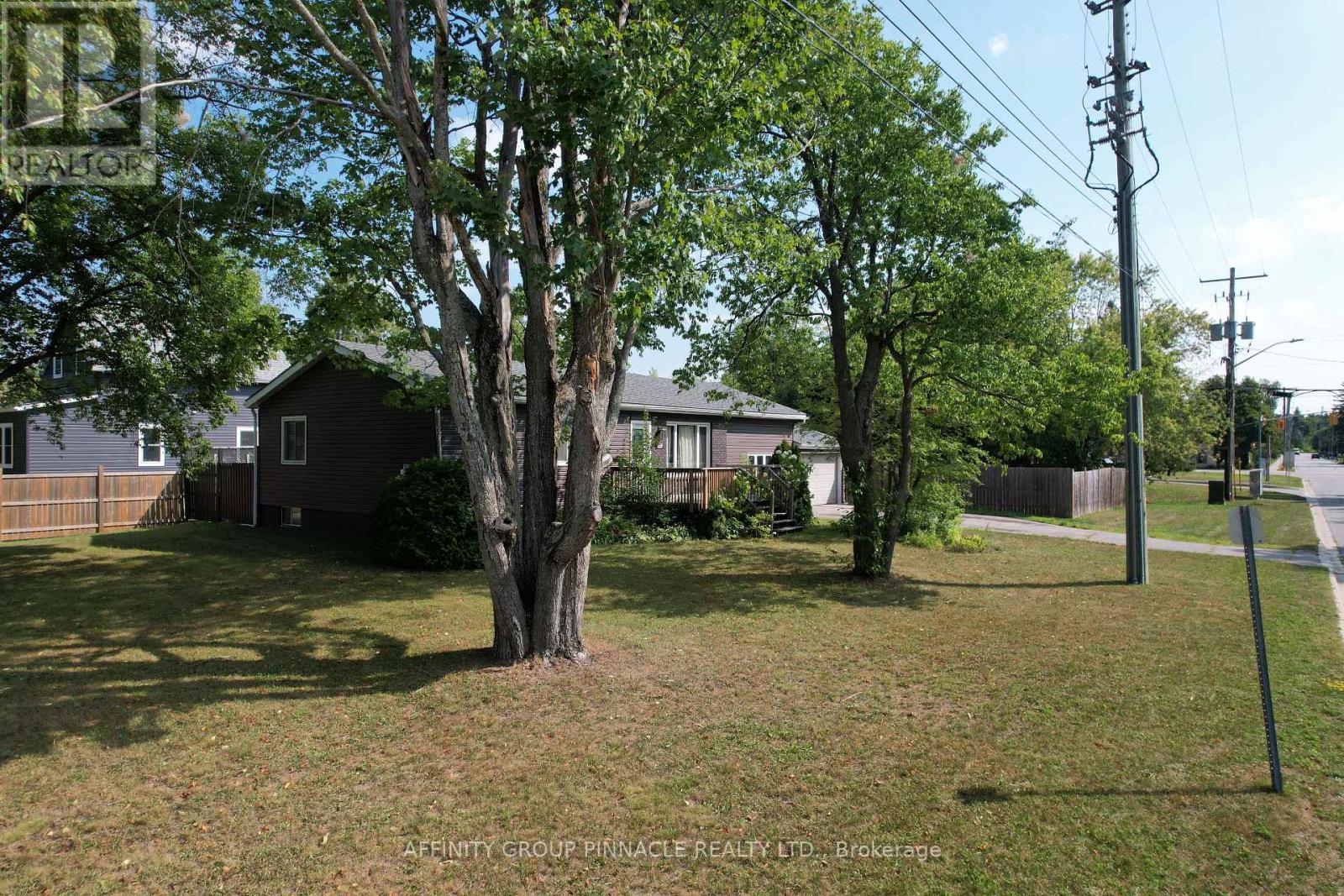 221 Dill Street, Bracebridge, Ontario  P1L 1E2 - Photo 4 - X13052286