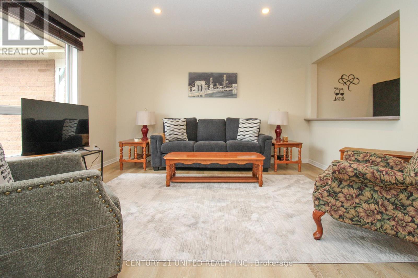 204 - 1110 Clonsilla Avenue, Peterborough, Ontario  K9J 5Y5 - Photo 4 - X13052326