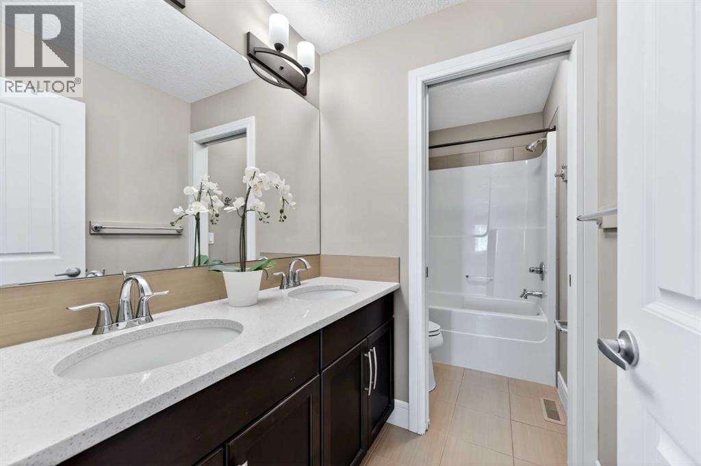 248 Marquis Landing Se, Calgary, Alberta  T3M 2H3 - Photo 38 - A2304221