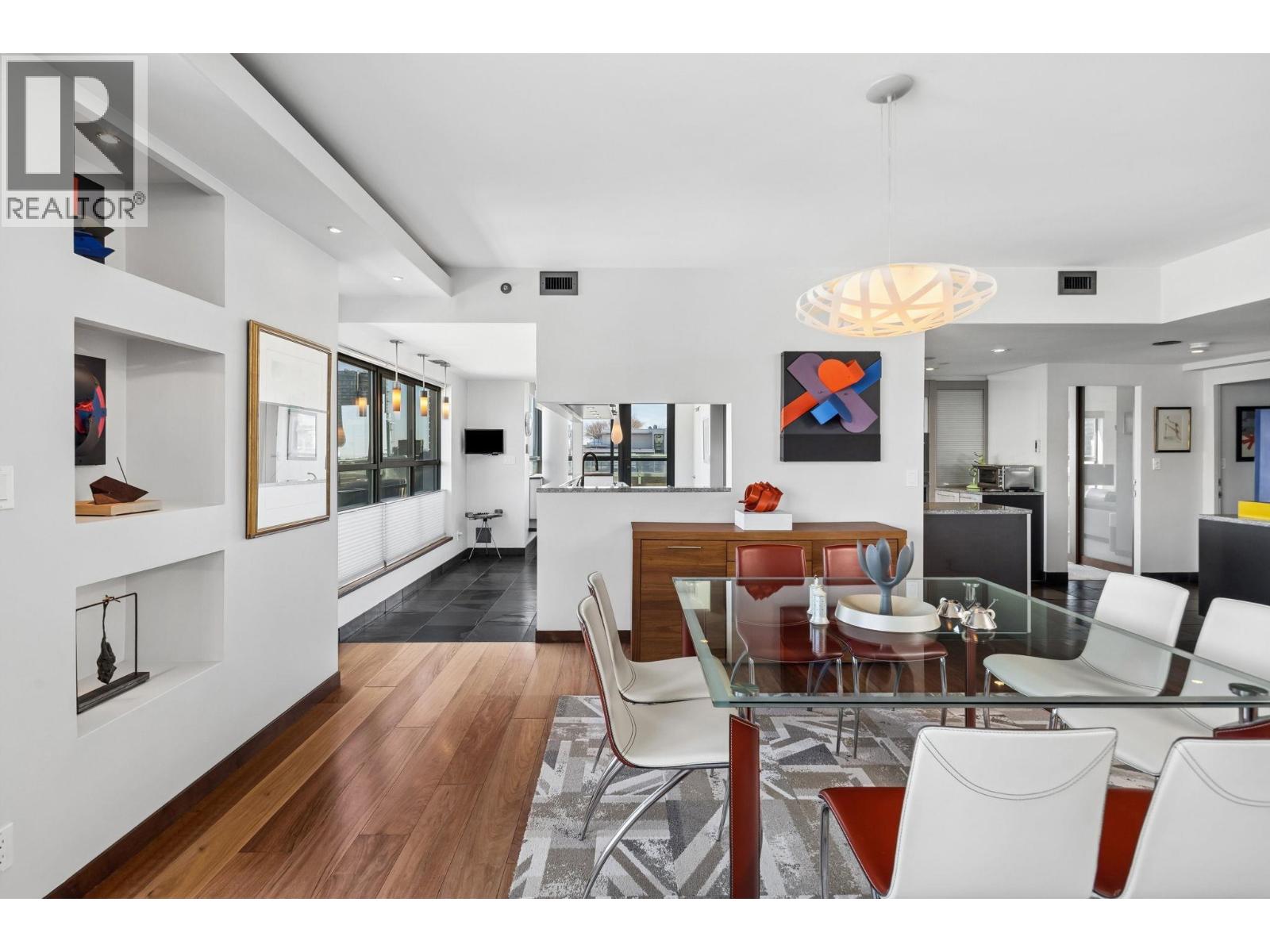 2301 909 Burrard Street, Vancouver, British Columbia  V6Z 2N2 - Photo 6 - R3116587