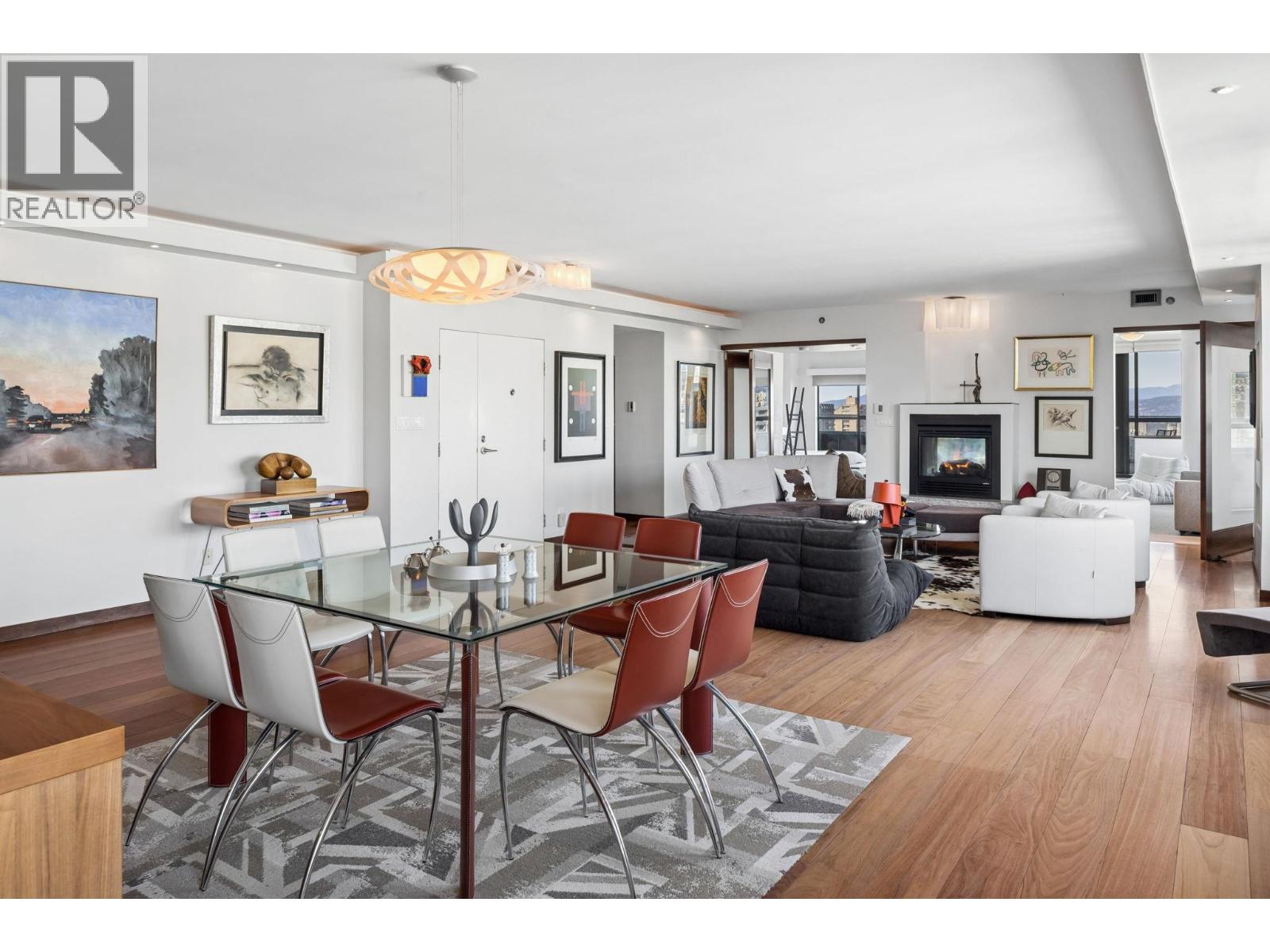 2301 909 Burrard Street, Vancouver, British Columbia  V6Z 2N2 - Photo 3 - R3116587