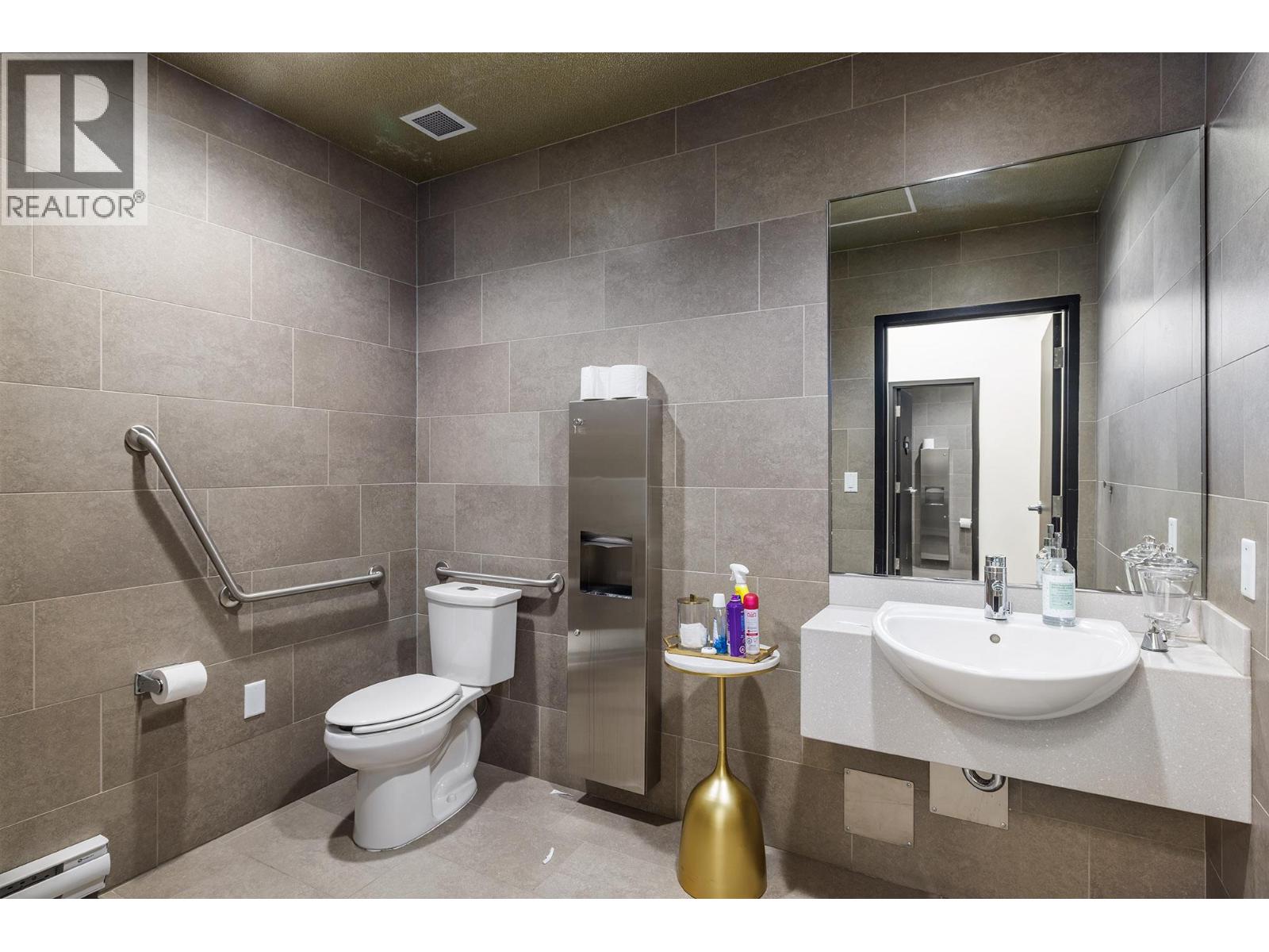 525 97 S Highway Unit# 200, West Kelowna, British Columbia  V1Z 4C9 - Photo 31 - 10384666