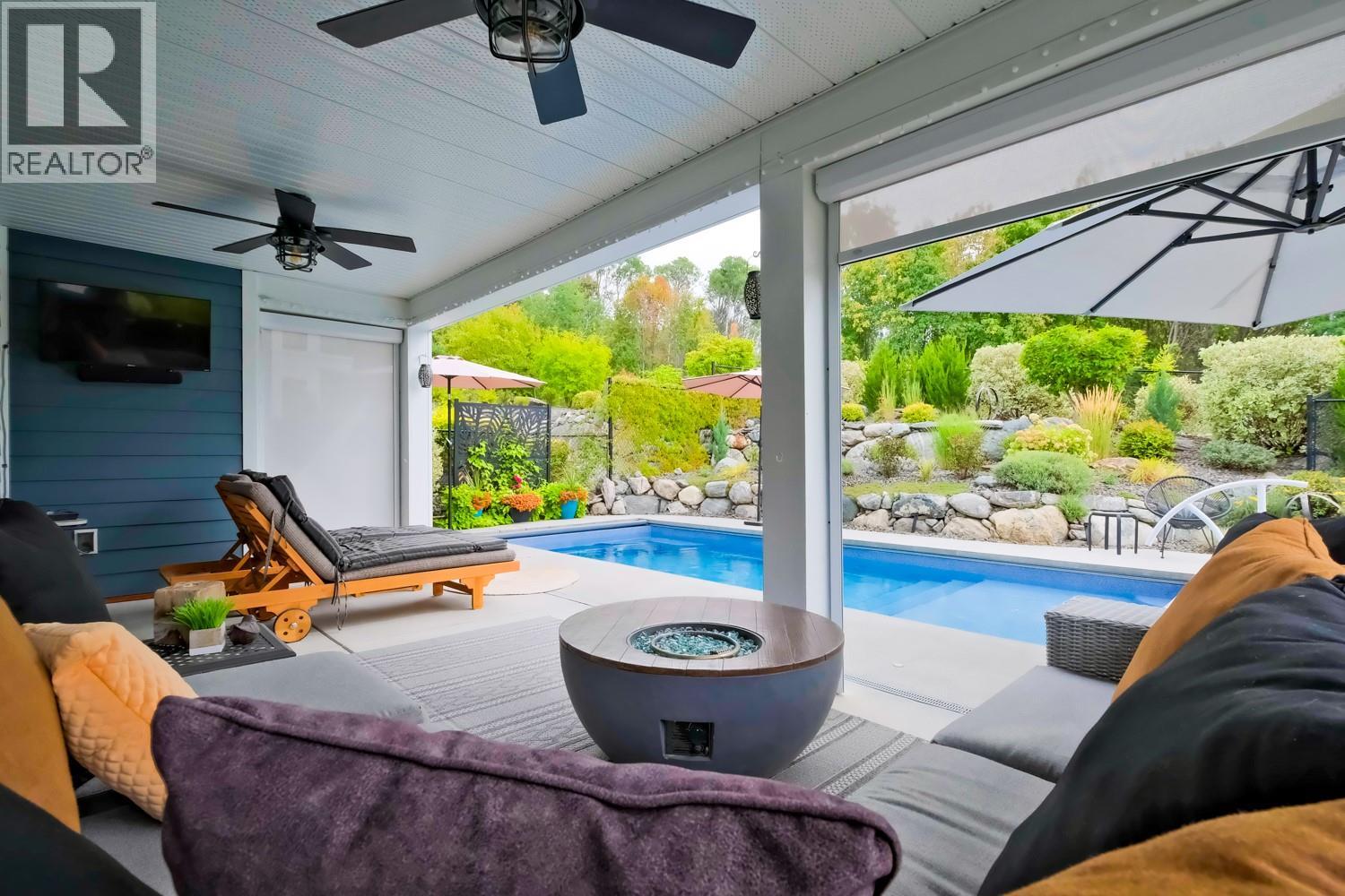 3390 Pine Valley Drive, Kelowna, British Columbia  V1X 8E3 - Photo 45 - 10384950