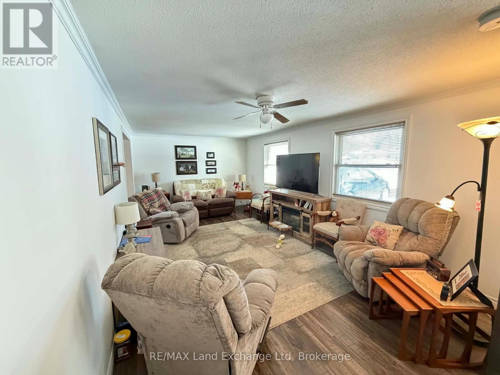 246 Diagonal Road, North Huron, Ontario  N0G 2W0 - Photo 4 - X13052206